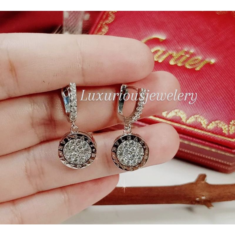 Anting Replika Berlian