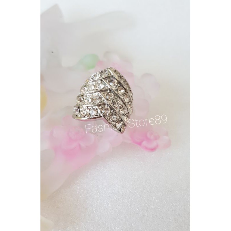 ready Cincin berlian Titanium white perhiasan Titanium replica berlian yg berkilau AntiKarat  CBR02