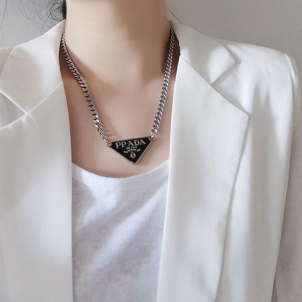 [Elegan] Kalung Korea Elegan Manis Trendy Untuk Anak Perempuan Huruf Titanium Steel