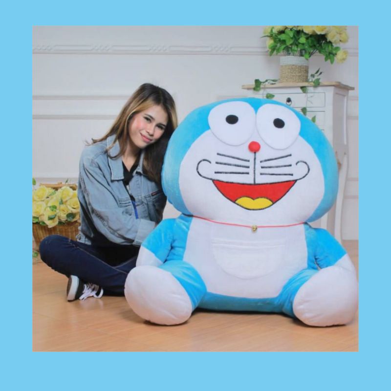 Boneka Doraemon Super Jumbo