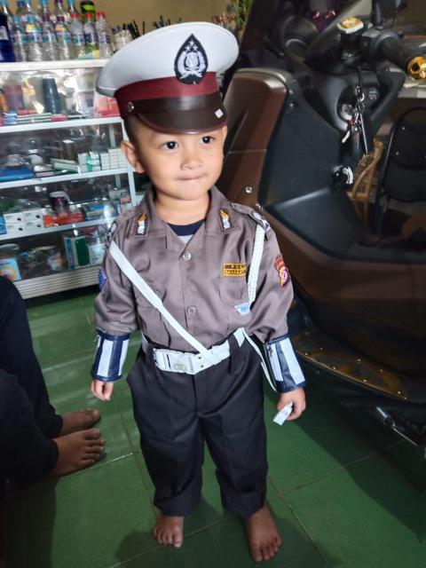 71 Gambar Anak Tk Pakai Baju Polisi Paling Hist Gambar Pixabay