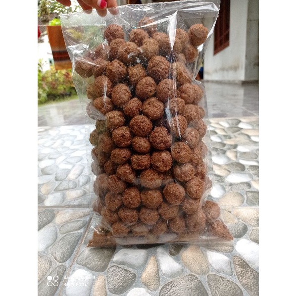 

Snack ball coklat 100gr