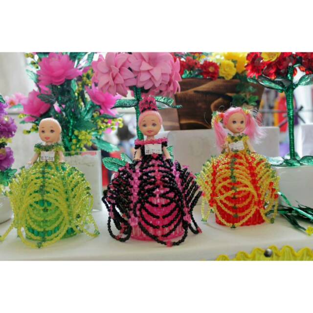 Barbie tusuk gigi manik