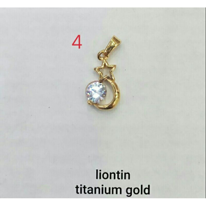 LIONTIN TITANIUM WARNA EMAS MOTIF LOVE