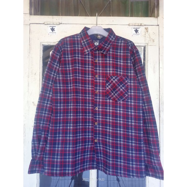kemeja flanel wind face outdoor