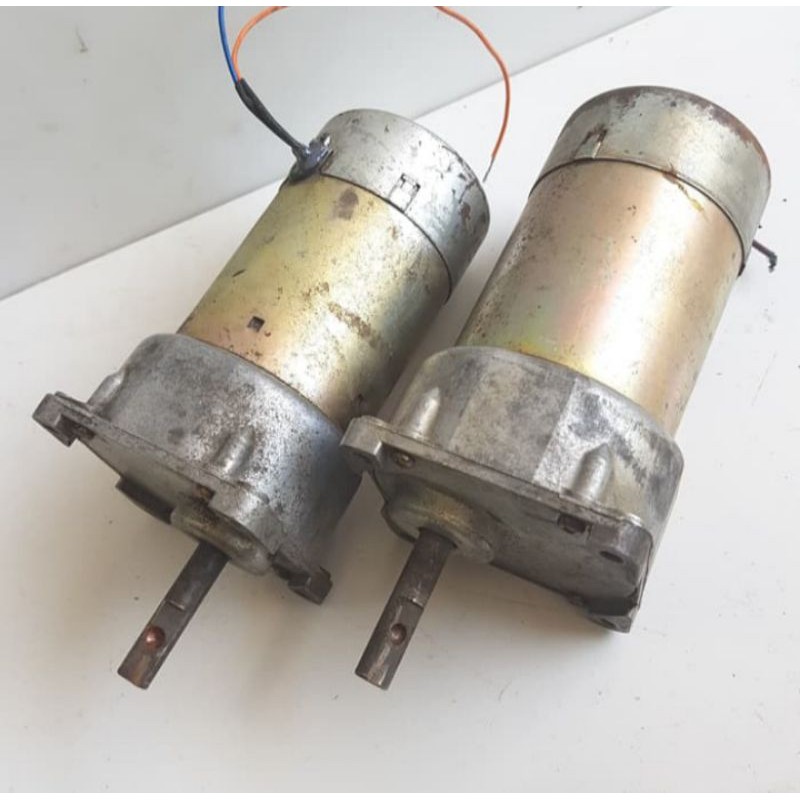 Dc Brushead Gear motor 12 - 24V Dc 59Rpm