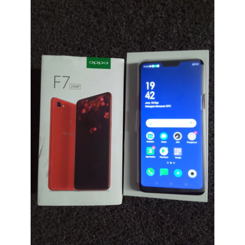 Hp oppo f7 ram 4/64 seken
