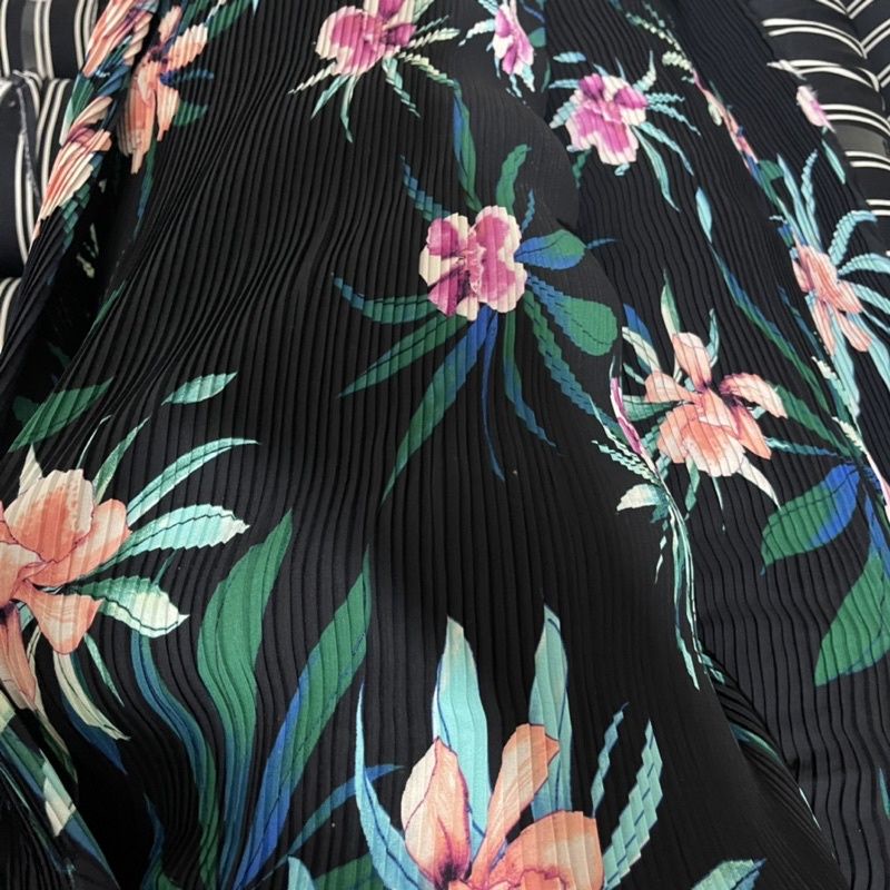 Kain plisket zara motif - bahan plisket best seller- kain plisket motif bunga