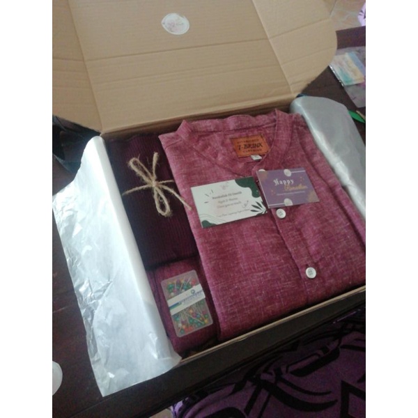 

hampers birthday custom