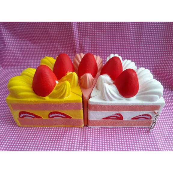 Squishy kue strawberry JUMBO SIZE squishy