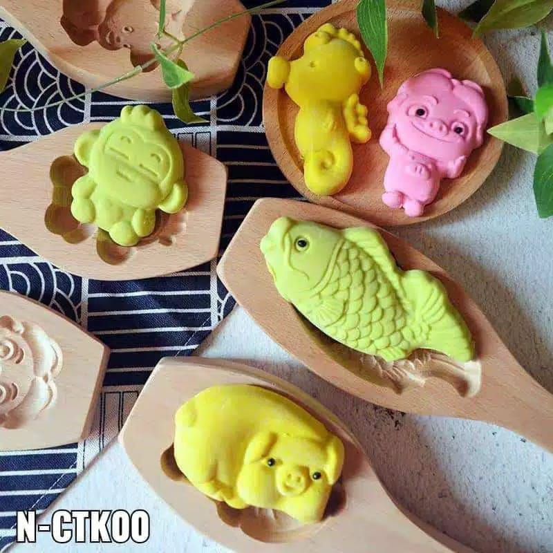 Laristerus79 CETAKAN KAYU IKAN stempel kue bulan tapake cookies mooncake import