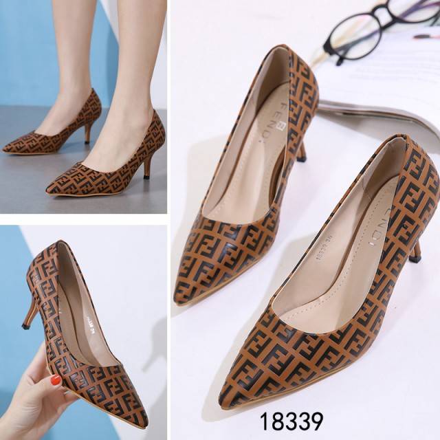 Sepatu fendi wb. 18339