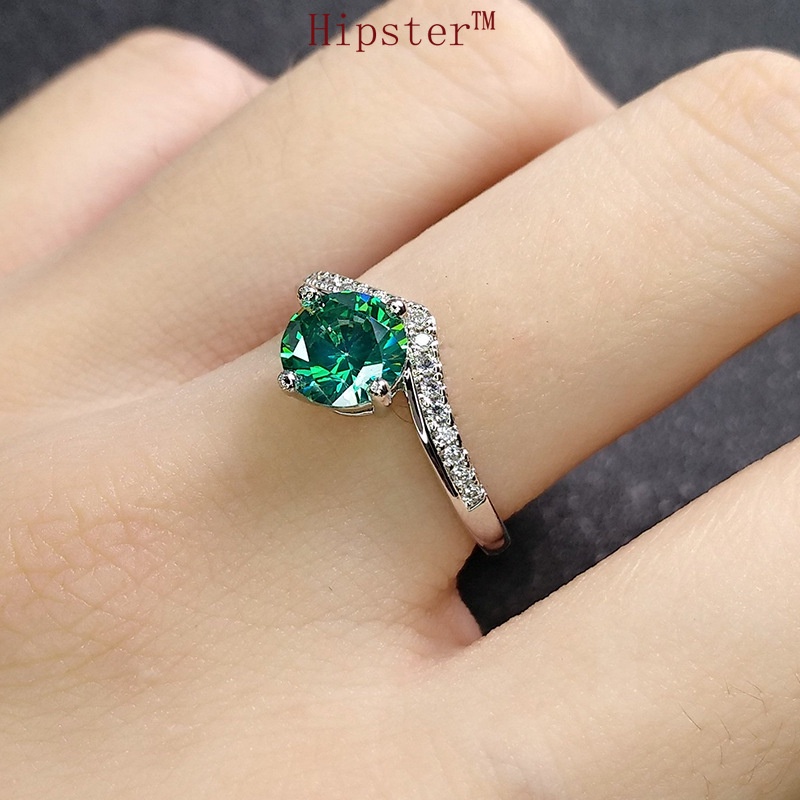 Fashion Hot Sale Classic Inlaid Emerald White Gold Ring