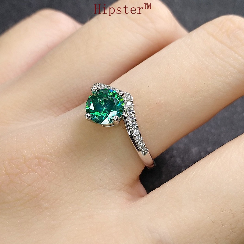 Fashion Hot Sale Classic Inlaid Emerald White Gold Ring