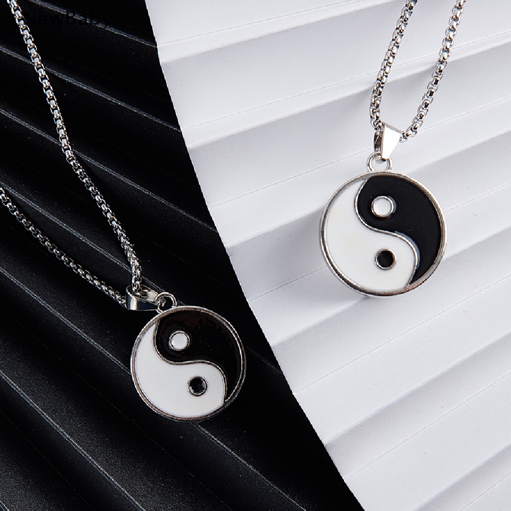 Kalung Rantai Dengan Liontin Logo Yin Yang Cina Taoism Warna Hitam Putih