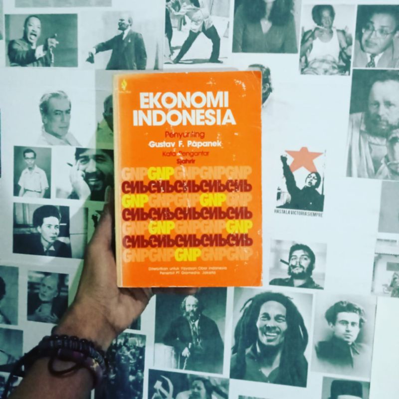 Ekonomi Indonesia | Gustav F. Papanek | Menanggulangi Krisis Ekonomi Secara Islam | Kebebasan yang T