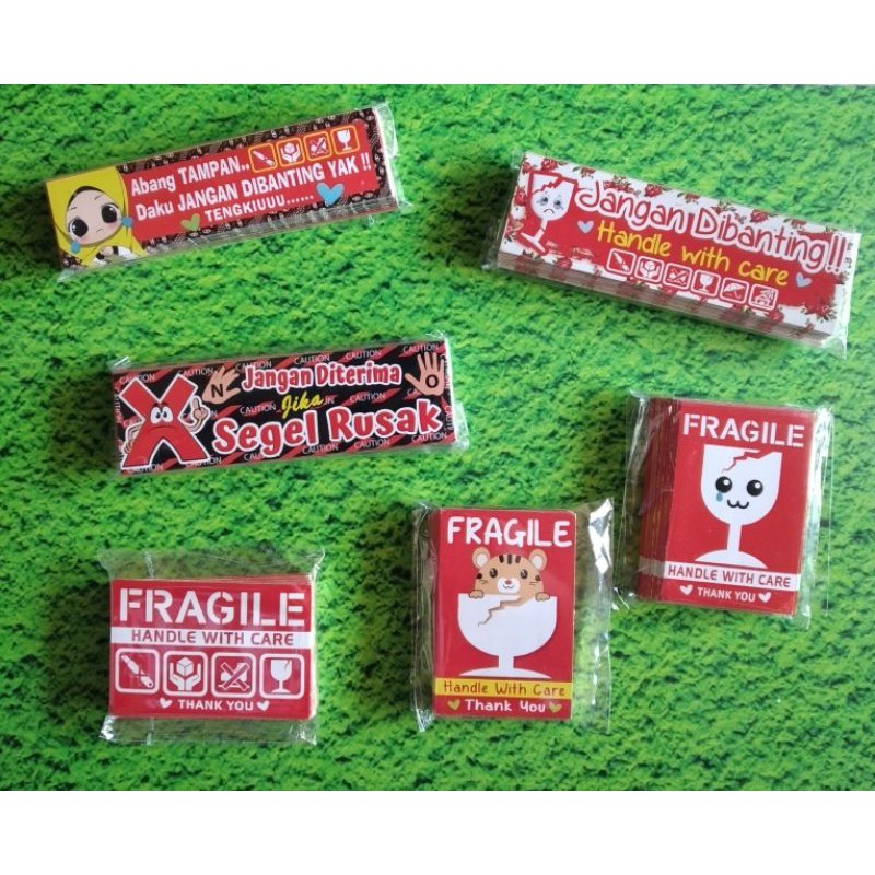 Stiker FRAGILE