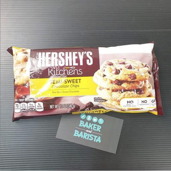 

Ready Hershey's Semi Sweet Chocochip Hershey Chocolate Chip 340gr Kualitas Terjamin