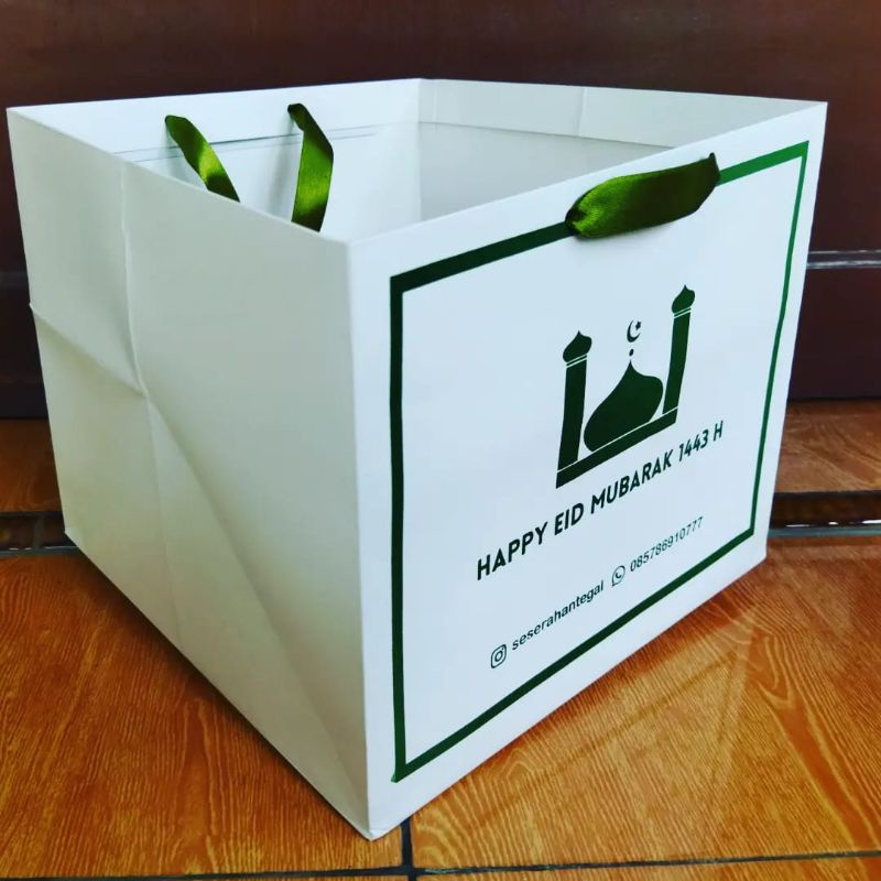 

[100 gr] PAPERBAG KOTAK NASI BAHAN IVORY 22*22*25 dan 25*25*20