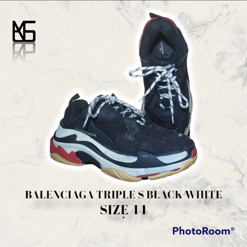 BALENCIAGA TRIPLE S BLACK WHITE