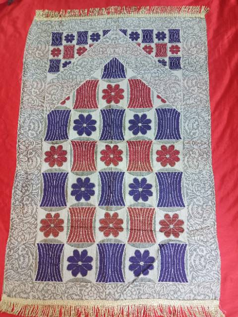 SAJADAH TURKY MOTIF ABSTRAK JS 06