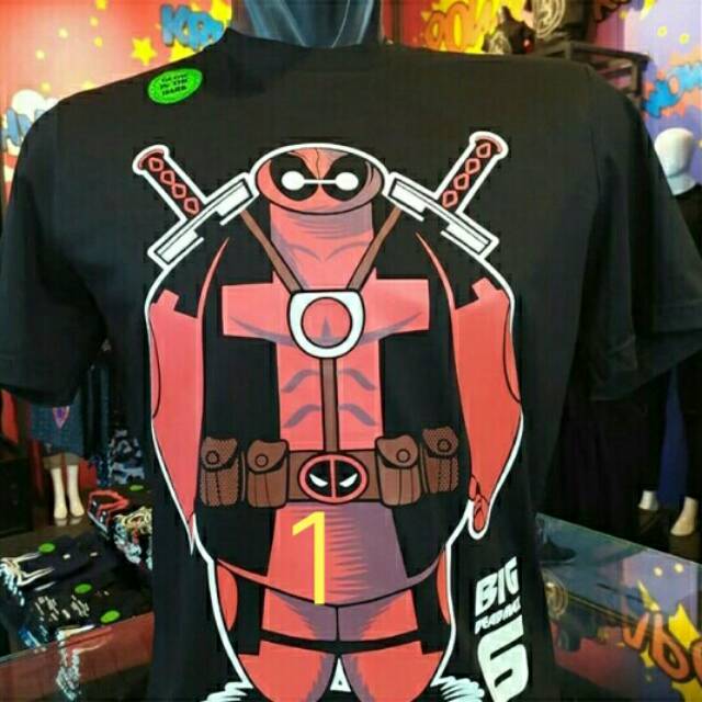 Kaos Superhero Baymax Glow in The Dark