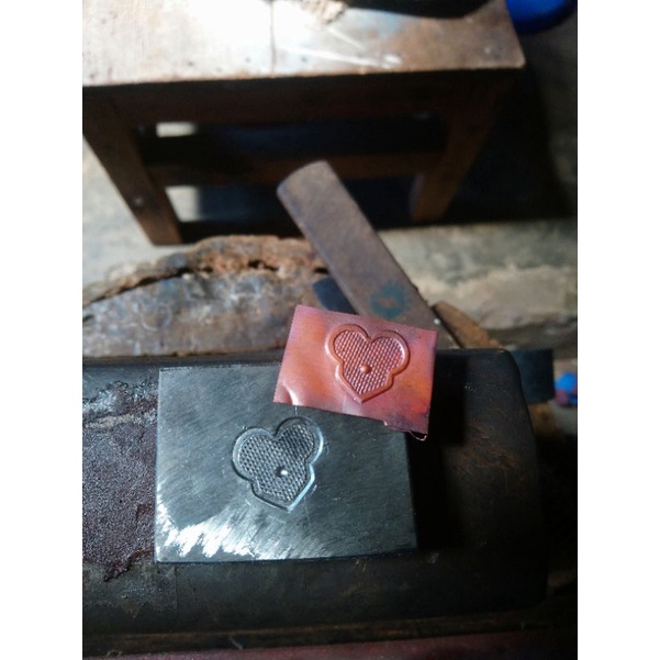 

Mickey mouse 16mm x 19mm