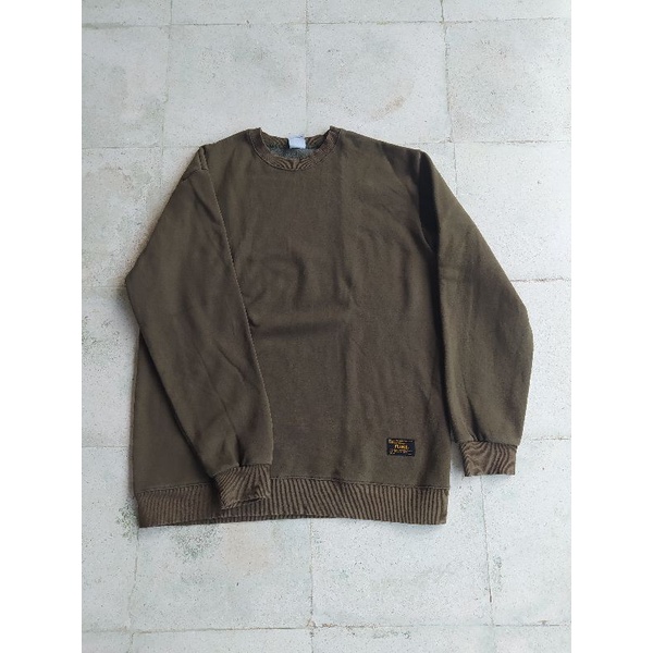 crewneck second fluke