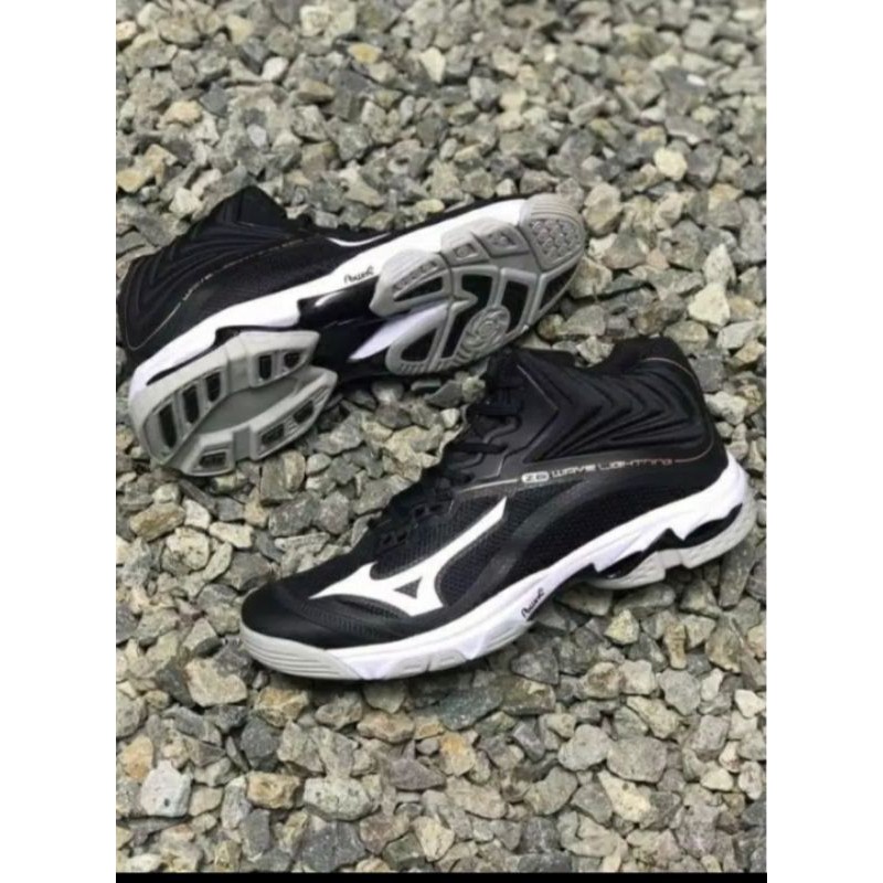 Mizuno wave lightning z6 mid mizuno wlz 6 mid sepatu voli gym running olahraga santai