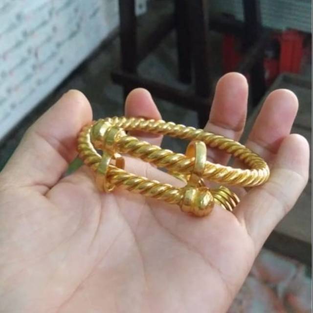 Gelang Ulir 7 suku lapis Emas 24k dan Kristal, warna ORI emas 24k