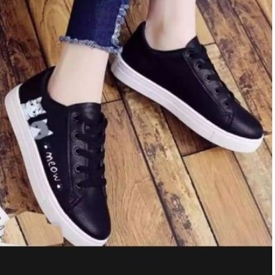 sepatu kets sneakers kucing meow