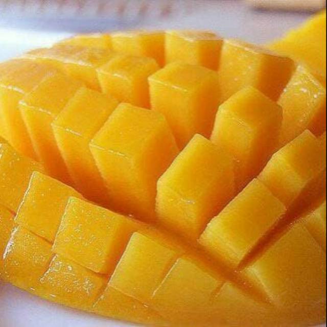 

Essence Mango 1 Liter CN / Mango Cloud Ninner