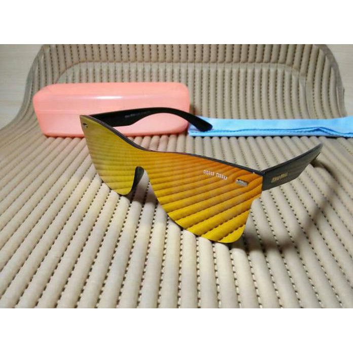 Kacamata Miu Miu