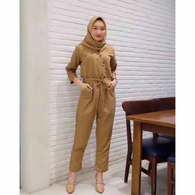 JUMPSUIT SQUILBY / JUMPSUIT TERBARU / FASHION KOREA / PAKAIAN WANITA BAHAN MOSCREPE