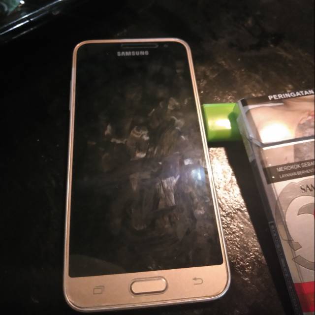 Samsung Galaxy J3 Ram 1.5gb (BEKAS)
