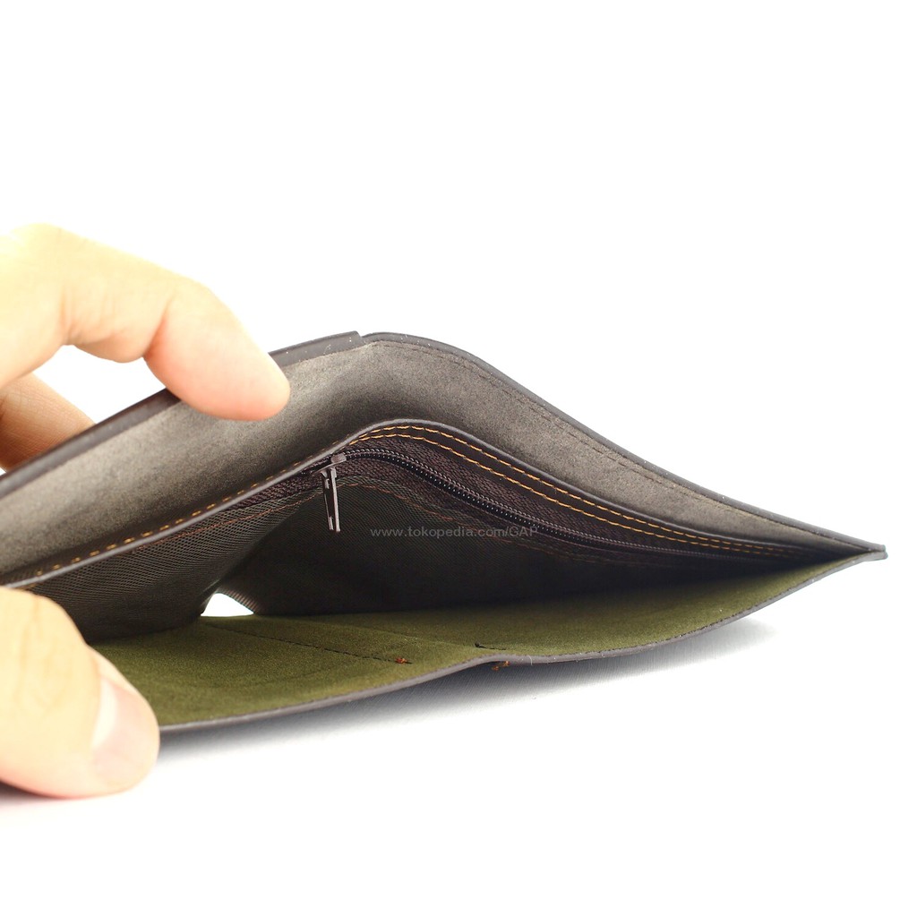 TOKOKOE - Dompet Pria model Lipat bahan Kulit dengan Kotak Premium - MB 21-1 Hitam dan Coklat