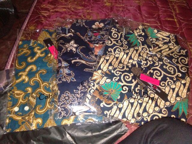 Baju Pria/ Cowok Kemeja Batik Premium Slimfit Lengan Panjang Merah Kuning Hijau Biru Navy Gold Lb466