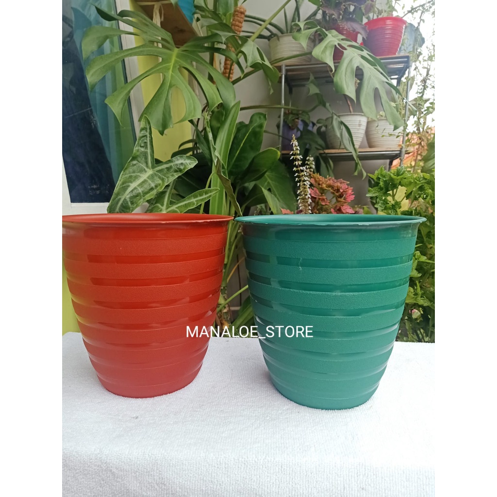 POT BUNGA PLASTIK.POT TAWON TIRUS20, POT TIRUS SUPERSTAR, POT MURAH, POT CANTIK