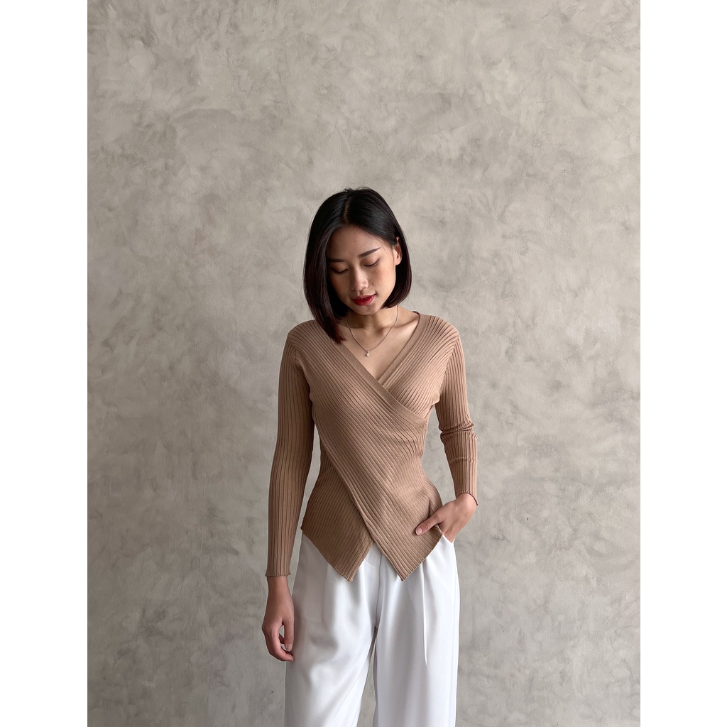 SURRELL - Lilo Knit Top