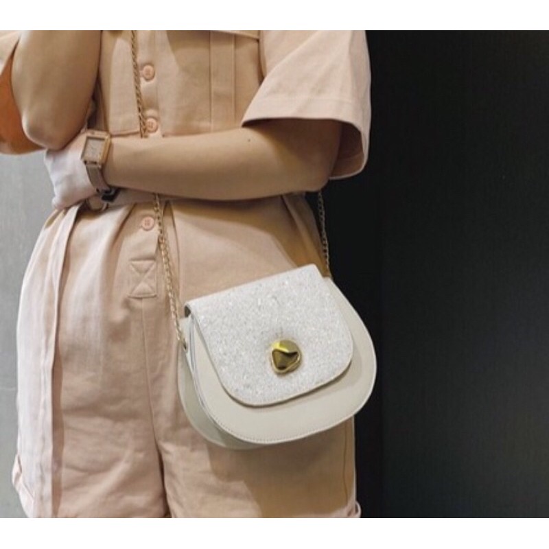 Tas wanita import murah batam / selempang / slingbag / waistbag