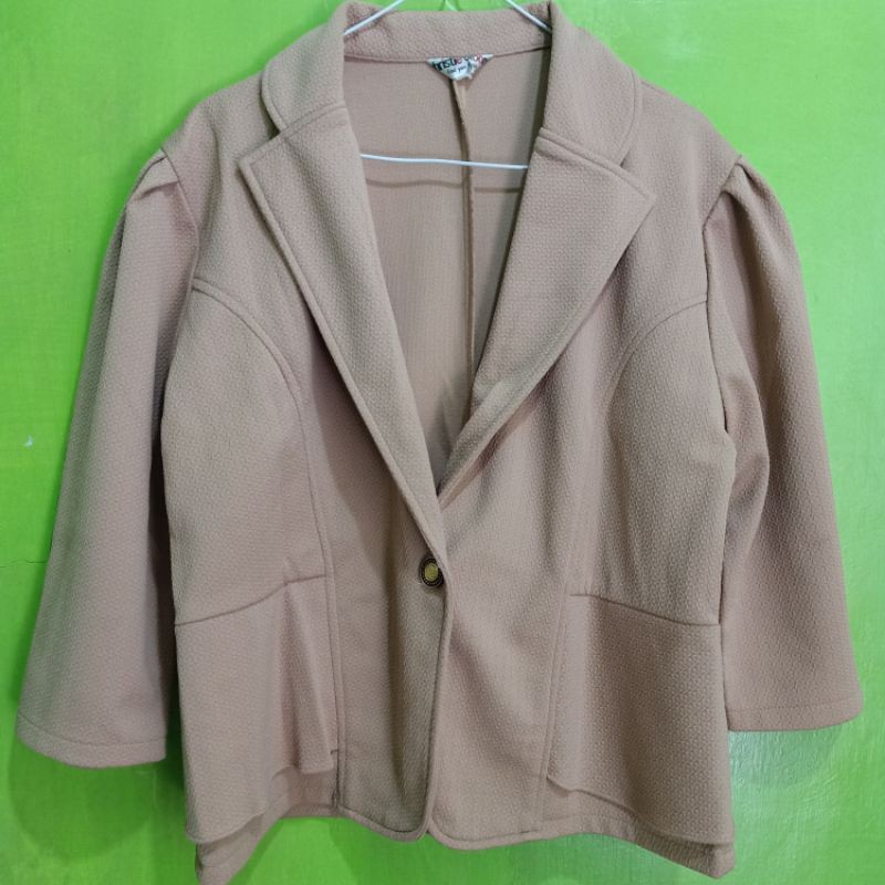 Prelove blazer jumbo wanita Cristie Bloom