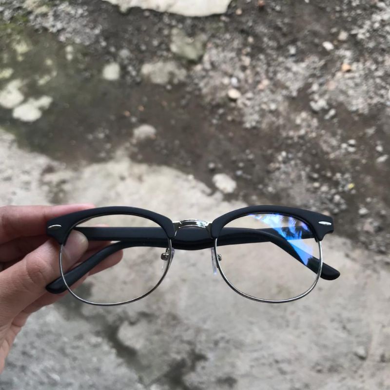 Kacamata Clubmaster Blackmatte