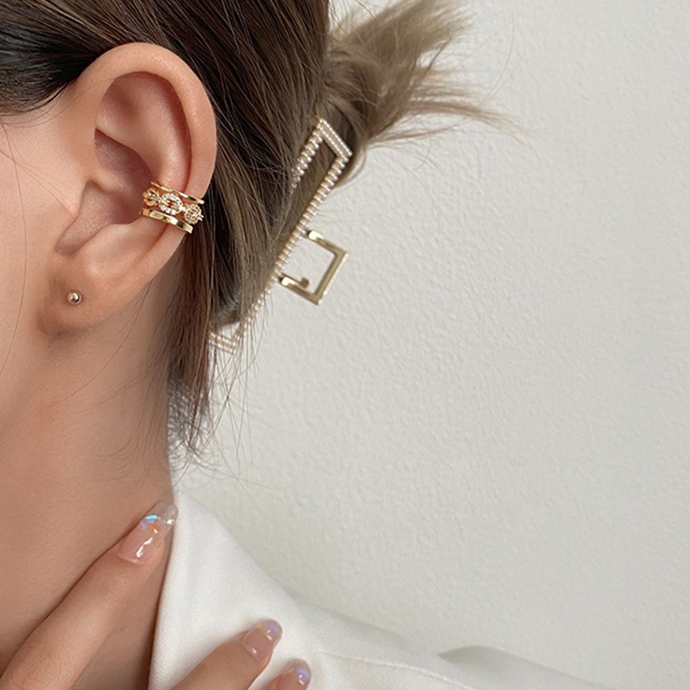 ELEGANT Vintage Korean Jewelry Accessories Geometric Copper Women Clip Earrings Fake Piercing Earcuff Party Fashion Design Elegant Girl Gift Personality Letter C Ear Cuff/Multicolor