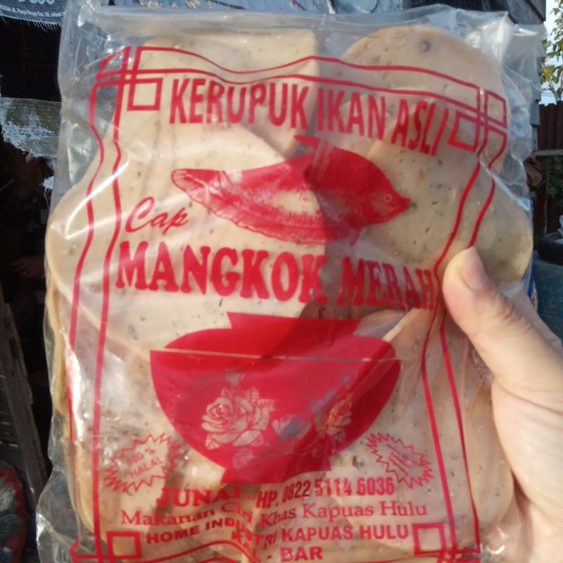 

kerupuk ikan asli cap mangkok merah khas kalimantan