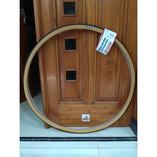 BAN LUAR KENDA 700 X 25 C GUMWALL SKINWALL   BAN LUAR KENDA 700 X 25C GUMWALL SKINWALL ROADBIKE PIXI