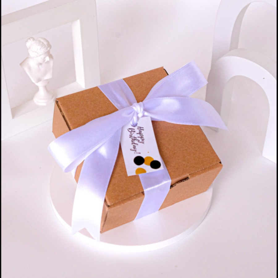 

Gift Packaging Pita / Packaging Kado Pita / Packaging Hadiah Pita - Pita Putih, tag HBD