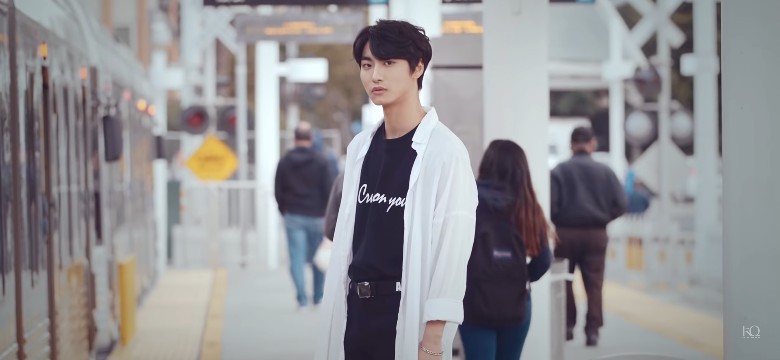 Ateez Seonghwa Crush On You Unisex T Shirt Shopee Indonesia