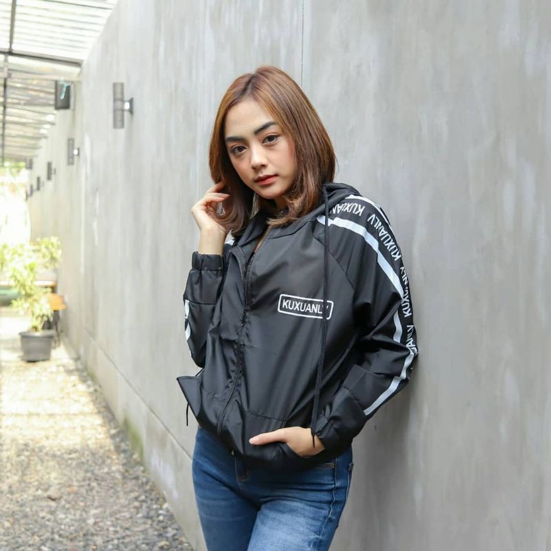 KUXUX JACKET || ANDO JACKET II JAKET PARASIT WANITA #KJ-Hitam