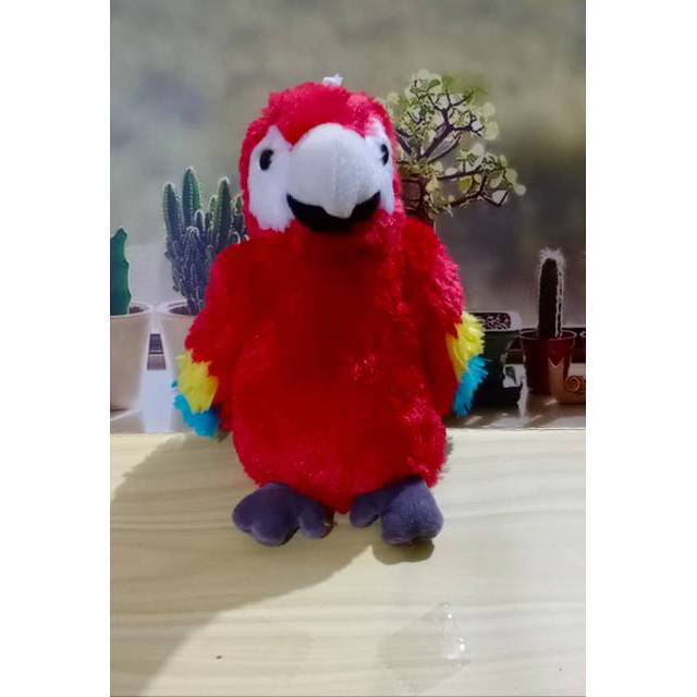 Boneka Burung Red Macaw