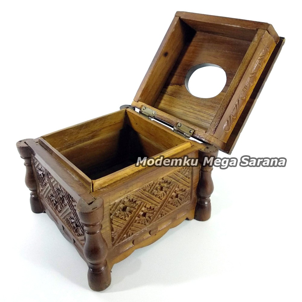 Tempat Tissue Kayu Jati Ukir Klasik 14x14x13 cm Tempat Tisu